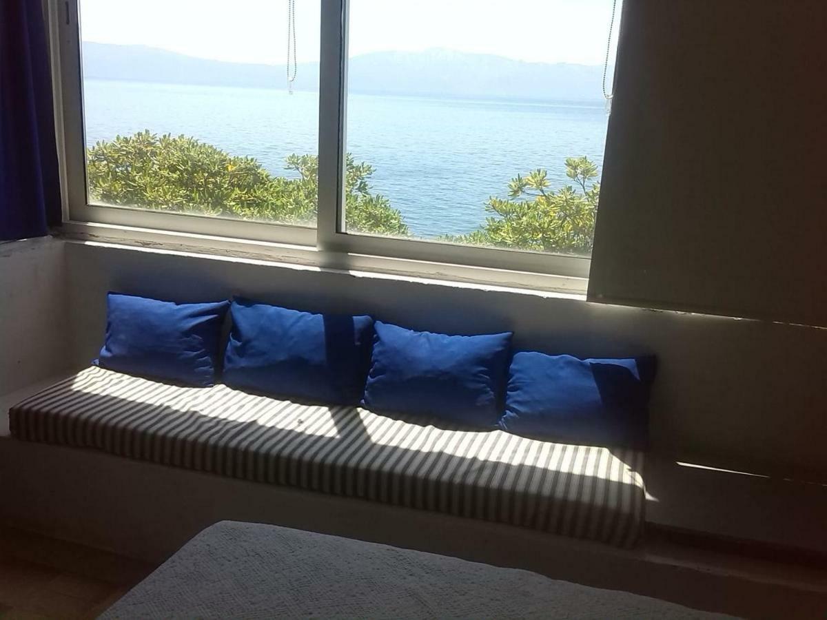 Drvenik, Apartman 1M From Sea 드레베니크 외부 사진